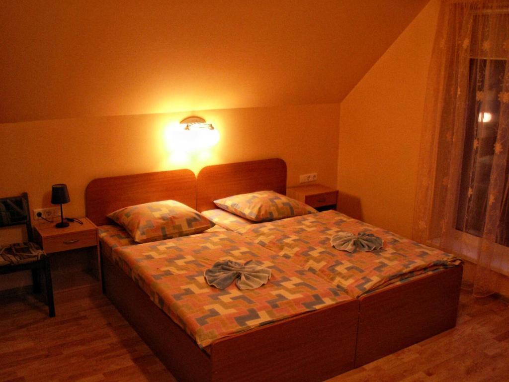 Sveciu Namai Minge Hotel Priekule Phòng bức ảnh