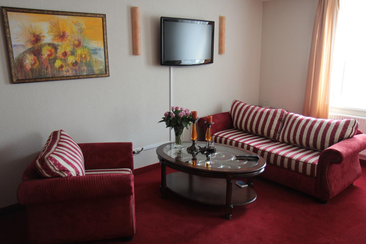 Sveciu Namai Minge Hotel Priekule Ngoại thất bức ảnh